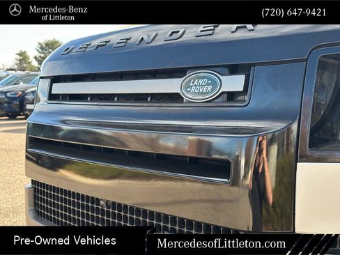 Used 2023 Land Rover Defender 90 X-Dynamic SE image 8