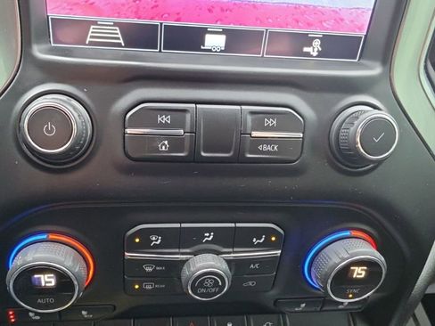 Used 2020 Chevrolet Silverado 1500 LT Trail Boss image 18