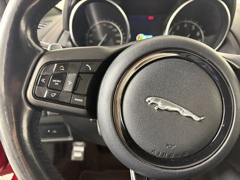 Used 2017 Jaguar F-TYPE R image 23