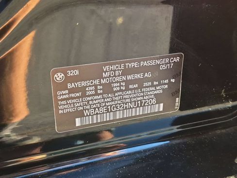 Used 2017 BMW 320i Sedan RWD image 32