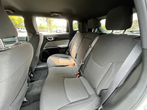 Used 2023 Jeep Compass Sport AWD/4WD image 26