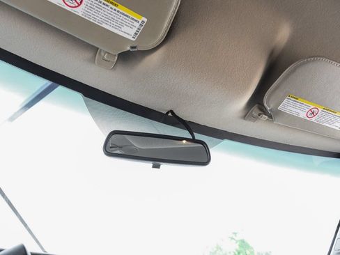 Used 2021 Chevrolet Express 3500 w/ Driver Convenience Package RWD image 28