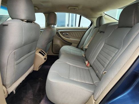Used 2018 Ford Taurus SE FWD image 18