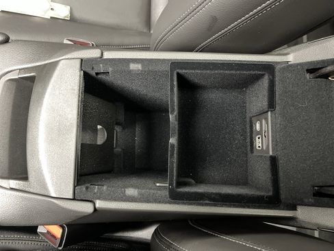 New 2025 Cadillac XT6 Luxury w/ LPO, Floor Liner Package image 26