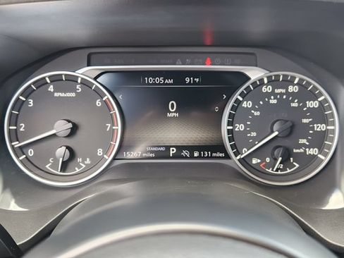 Used 2024 Nissan Rogue S FWD image 15