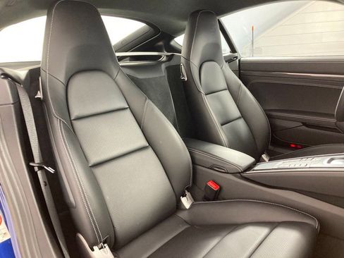 Certified 2025 Porsche 718 Cayman GT4 image 18