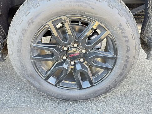 New 2025 GMC Sierra 1500 Elevation w/ Preferred Package image 12