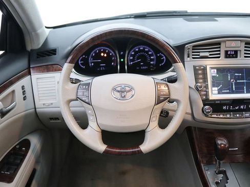 Used 2011 Toyota Avalon Limited FWD image 15