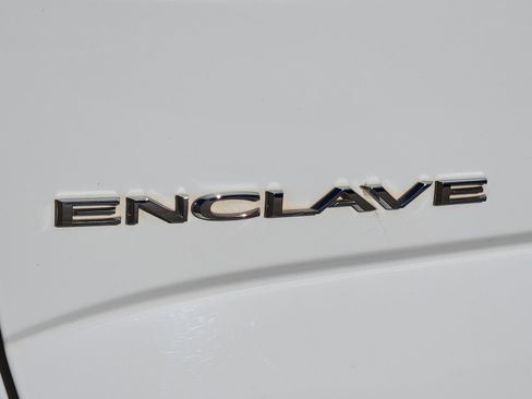 Used 2021 Buick Enclave Essence w/ Sound and Sites Package image 13