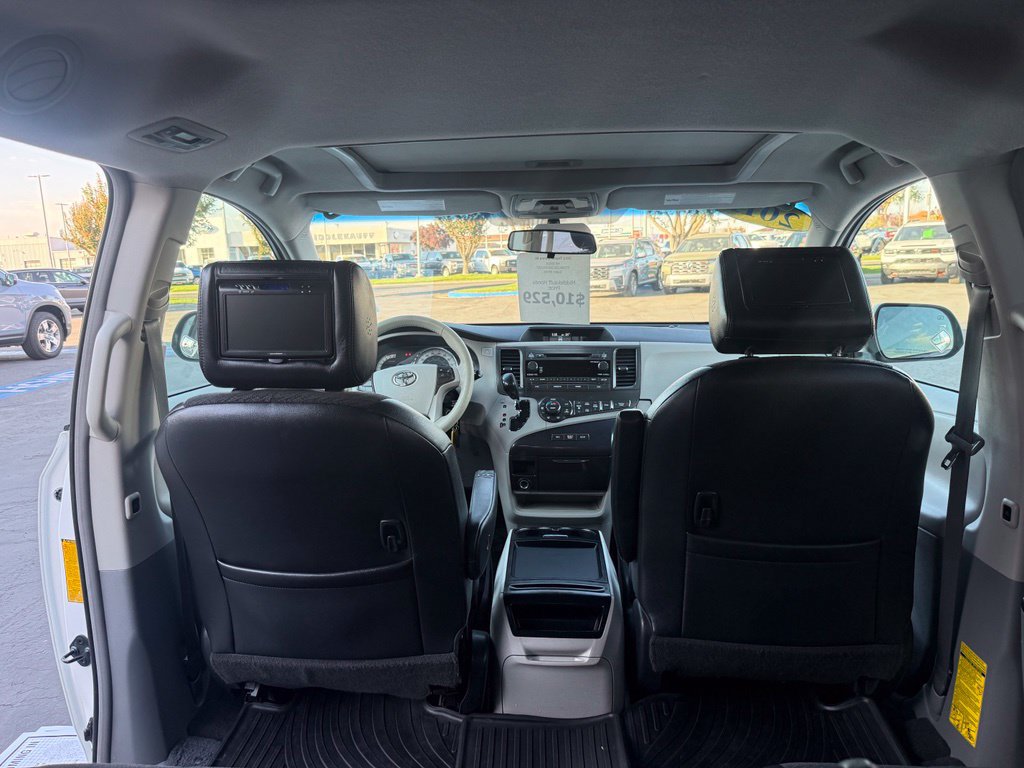Used 2011 Toyota Sienna SE w/ Preferred Pkg FWD image 49