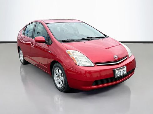 Used 2009 Toyota Prius w/ Pkg 2 FWD image 3