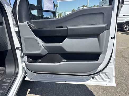 New 2026 Ford F350 XL w/ XL Chrome Package RWD image 27