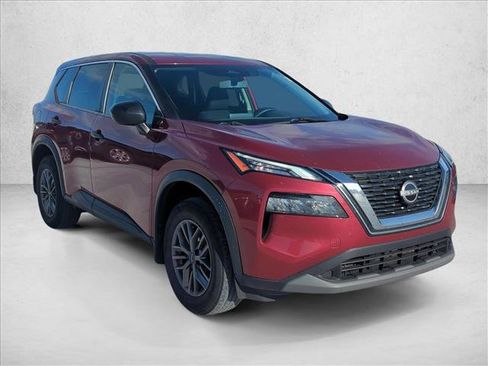 Used 2023 Nissan Rogue S AWD/4WD image 3