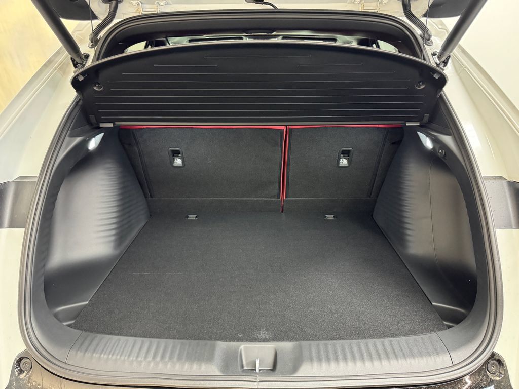 Used 2025 Acura ADX A-Spec AWD/4WD image 36