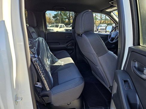 New 2026 Nissan Frontier SV image 14