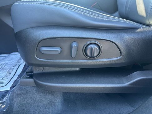 Used 2023 Buick Enclave Essence w/ Experience Buick Package image 14