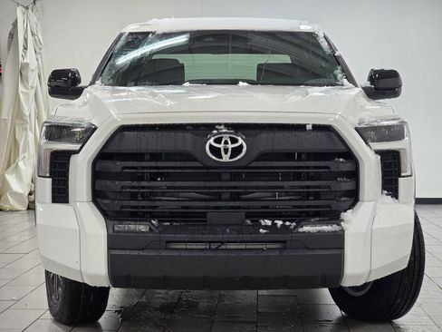 New 2026 Toyota Tundra SR5 image 18