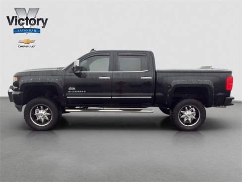Used 2017 Chevrolet Silverado 1500 LTZ Z71 w/ LTZ Plus Package image 4