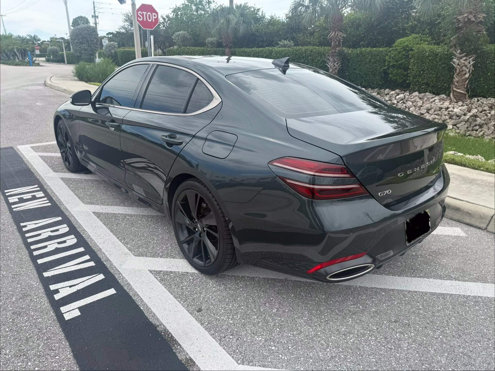 Used 2023 Genesis G70 3.3T w/ Sport Advanced Package RWD image 3