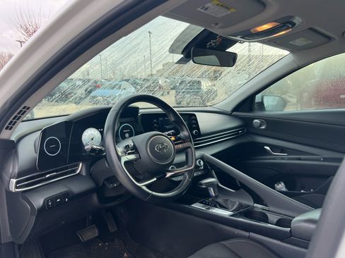 Used 2021 Hyundai Elantra SEL w/ Convenience Package image 20