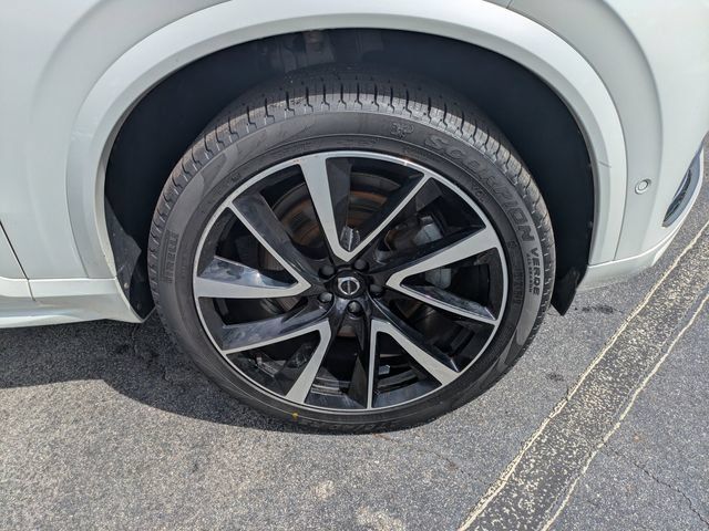 Certified 2023 Volvo XC90 B5 Plus w/ Protection Package Premier AWD/4WD image 14