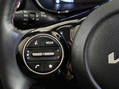 Used 2023 Kia Soul GT-Line w/ GT-Line Technology Package image 31