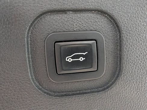 Used 2016 Chevrolet Equinox LTZ w/ True North Edition image 17