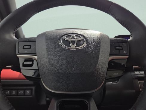 Used 2025 Toyota Camry XSE w/ Premium Plus Package AWD/4WD image 36
