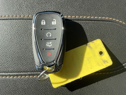 Used 2019 Chevrolet Traverse LT image 30