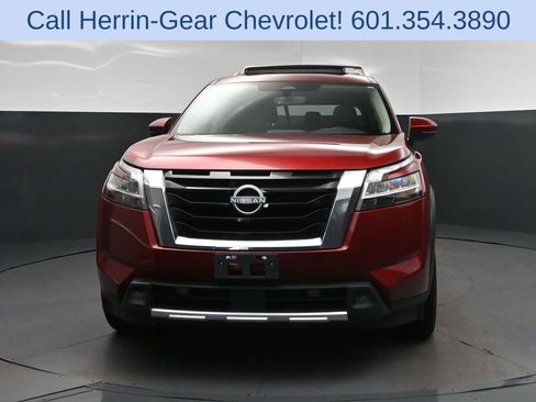 Used 2023 Nissan Pathfinder SL w/ SL Premium Package FWD image 10