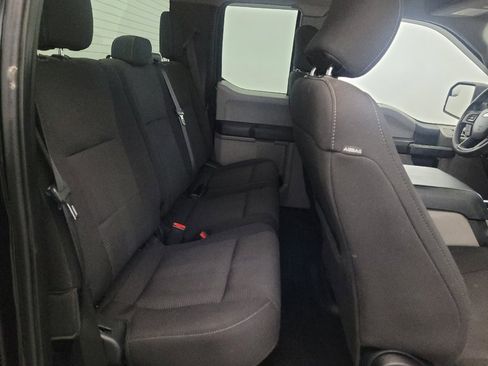 Used 2017 Ford F150 XL w/ Equipment Group 101A Mid AWD/4WD image 19