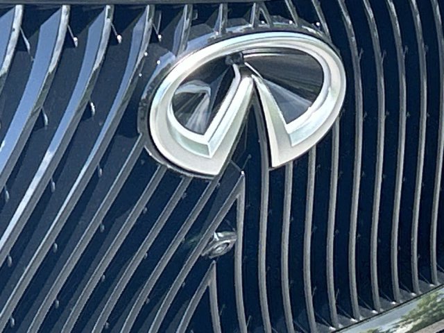 New 2027 INFINITI QX80 Autograph w/ Premium Cargo Package AWD/4WD image 11