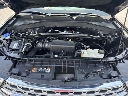 Used 2024 Ford Explorer Limited RWD image 40