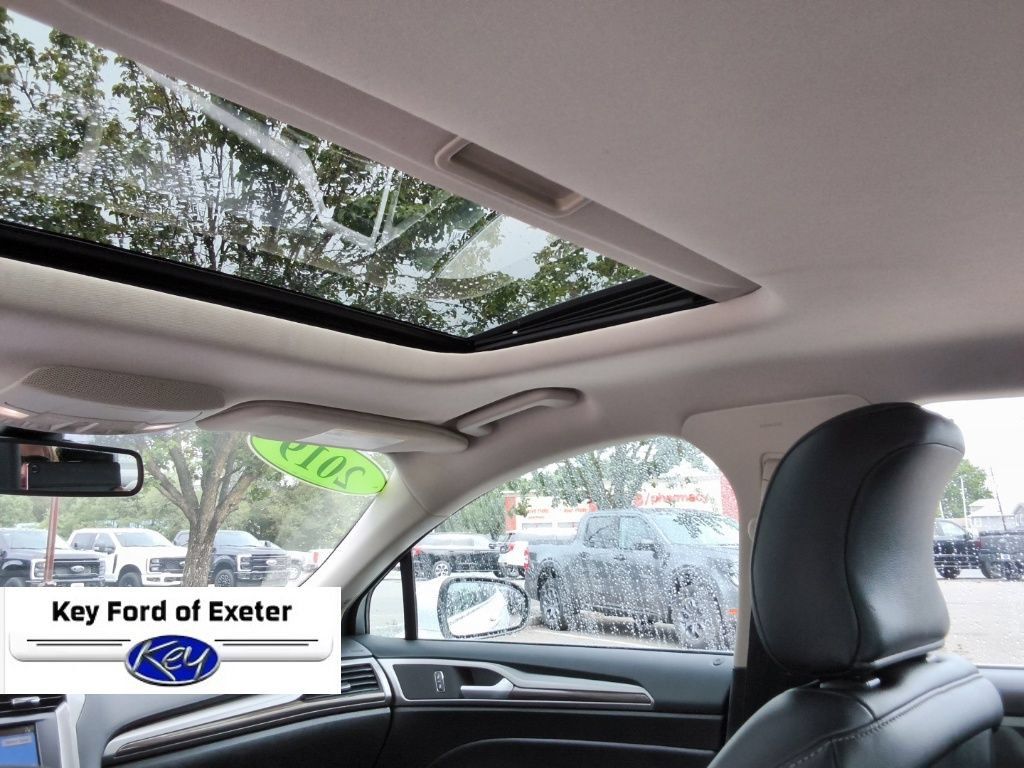Used 2019 Ford Fusion SEL FWD image 23