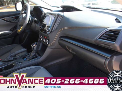 Used 2021 Subaru Crosstrek 2.5i Sport w/ Moonroof Package image 16