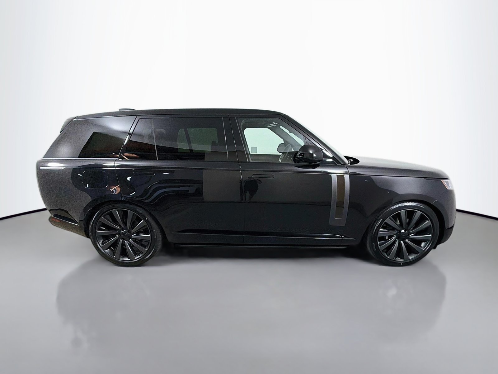 New 2026 Land Rover Range Rover SV AWD/4WD image 6