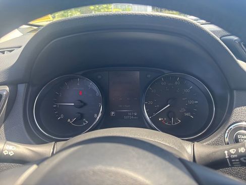 Used 2018 Nissan Rogue Sport SL AWD/4WD image 18