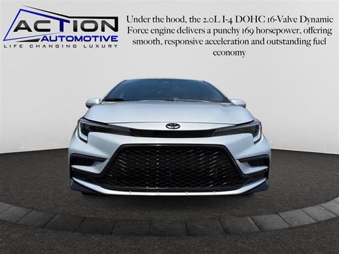Used 2023 Toyota Corolla SE image 3