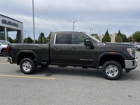 Used 2023 GMC Sierra 2500 SLE w/ SLE Convenience Package AWD/4WD image 10