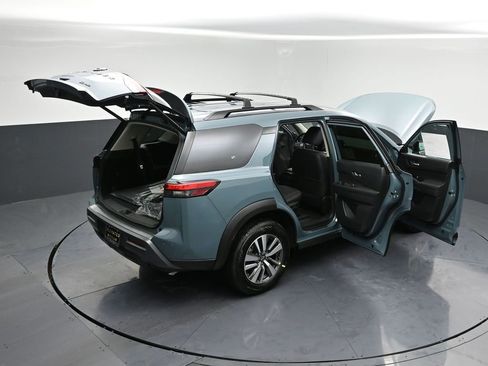 New 2026 Nissan Pathfinder SL AWD/4WD image 35