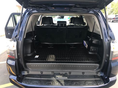 Used 2024 Toyota 4Runner SR5 Premium w/ Moonroof Package AWD/4WD image 22
