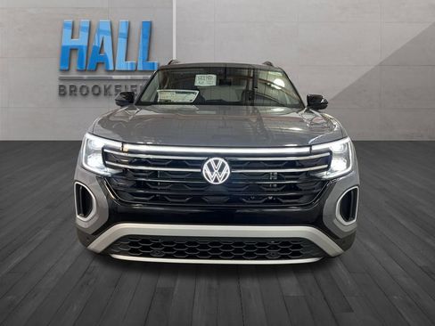 New 2026 Volkswagen Atlas Peak Edition AWD/4WD image 8