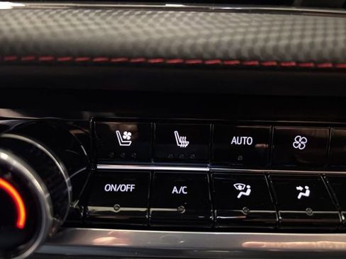 New 2026 Chevrolet Equinox RS w/ Convenience Package III AWD/4WD image 25