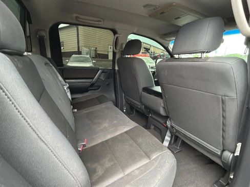 Used 2008 Nissan Titan LE AWD/4WD image 17