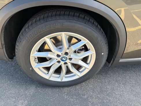 Used 2022 BMW X5 xDrive45e w/ Premium Package image 8