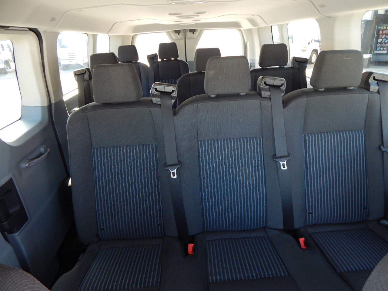Used 2018 Ford Transit 350 XL RWD image 12