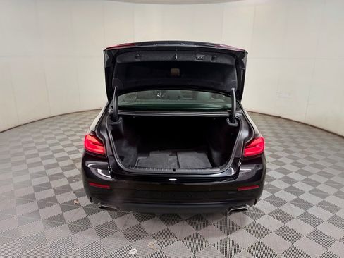 Used 2022 BMW 540i xDrive w/ Premium Package image 6