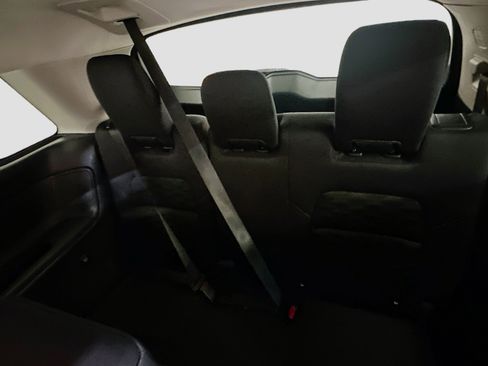 Used 2025 Nissan Pathfinder SV image 29