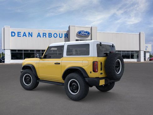 Used 2024 Ford Bronco Heritage Edition image 4