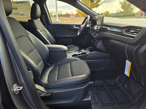 New 2026 Ford Escape ST-Line w/ Cold Weather Package image 5